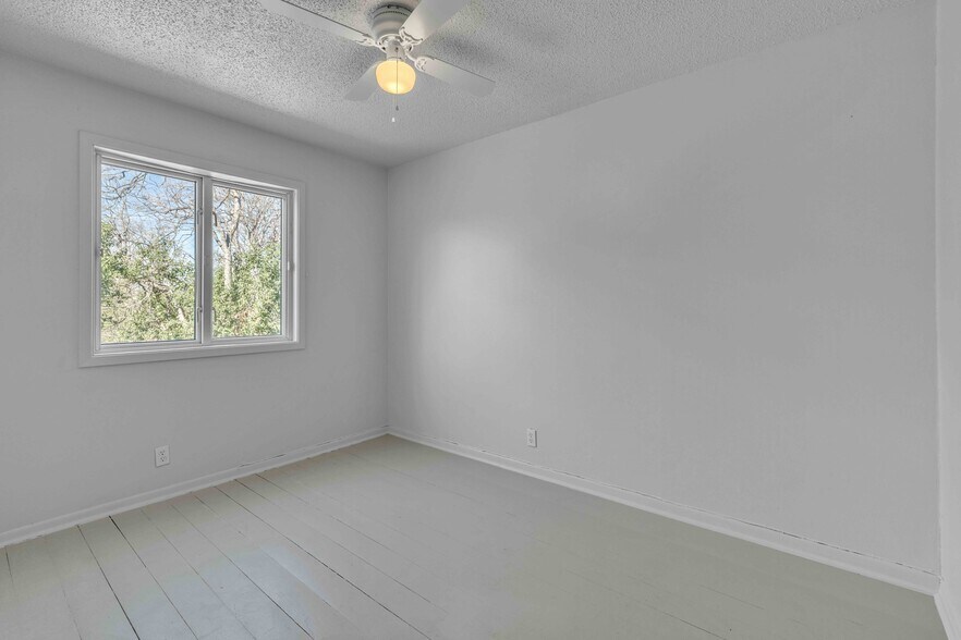 More Photos Of 5210 Woodrow Ave, Austin Land For Sale