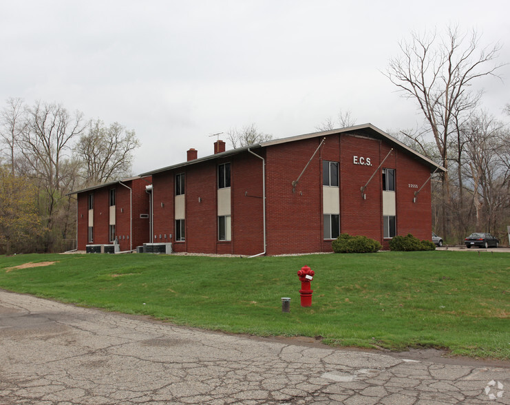 Primary Photo Of 23555 Northwestern Hwy, Southfield Office For Lease