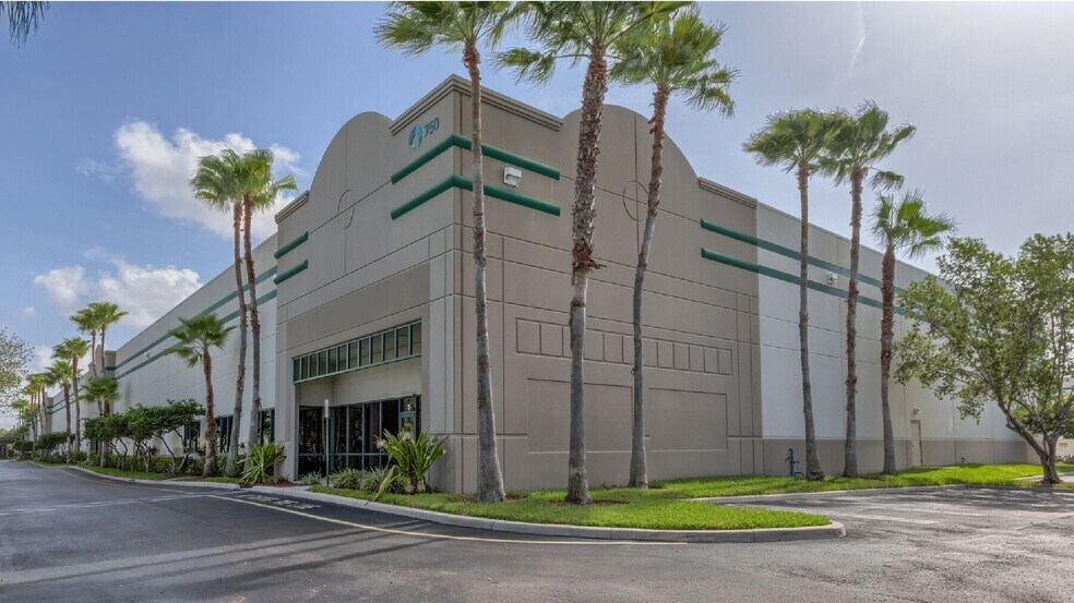 Primary Photo Of 700 NW 33rd St, Pompano Beach Unknown For Lease