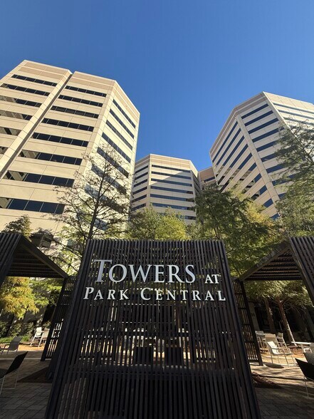 More Photos Of 12750 Merit Dr, Dallas Unknown For Lease