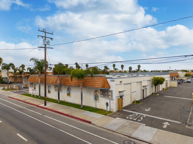 More Photos Of 1222-1230 Saviers Rd, Oxnard Warehouse For Sale
