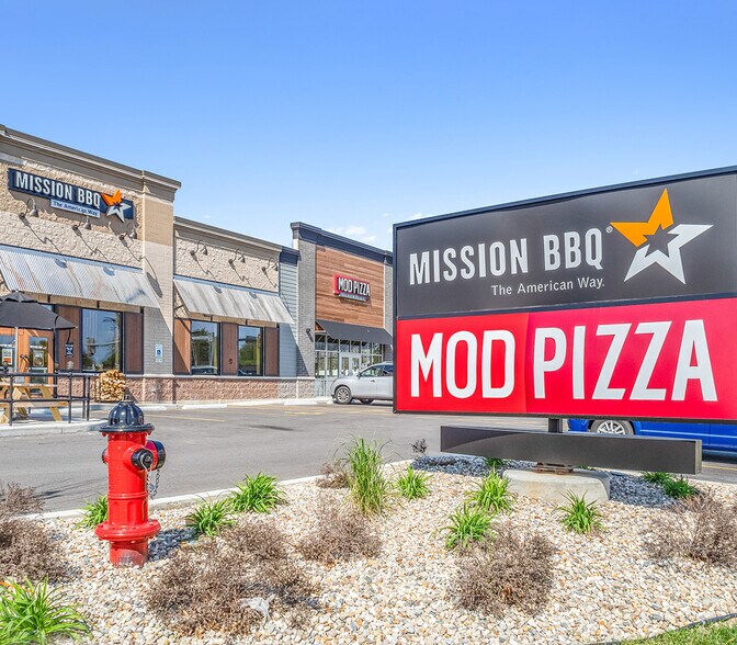 Primary Photo Of 2401 Wabash Ave, Springfield Freestanding For Sale