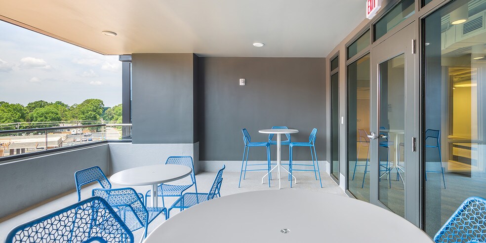 More Photos Of 1515 Mockingbird Ln, Charlotte Coworking Space