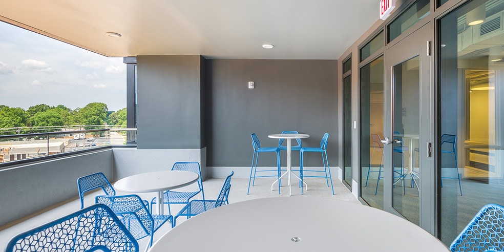 More Photos Of 1515 Mockingbird Ln, Charlotte Office For Lease