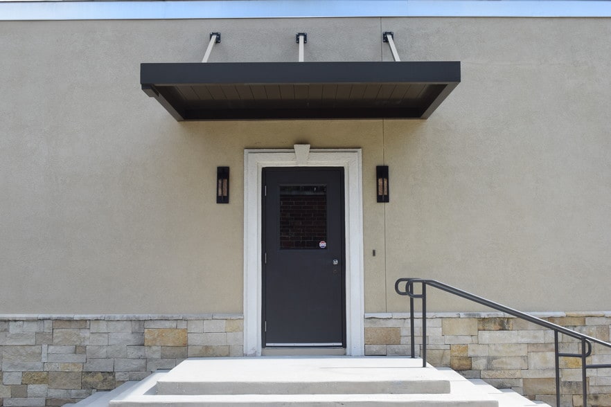 Primary Photo Of 4329 Emerson St, Jacksonville Warehouse For Lease