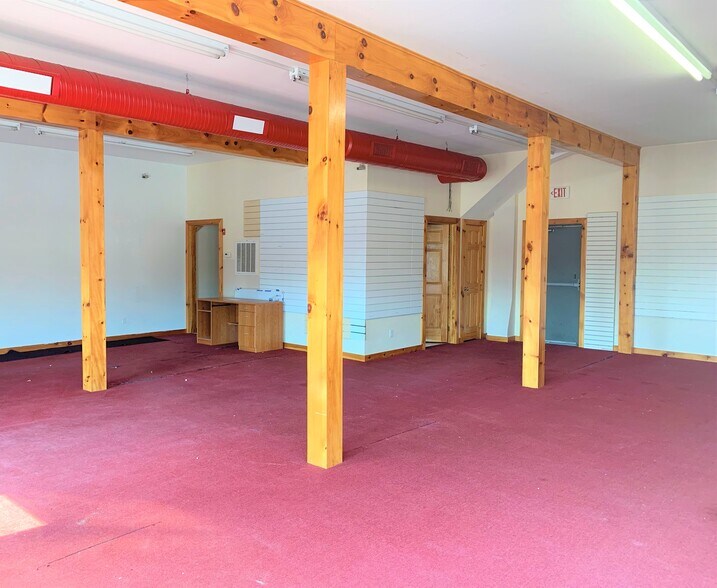 More Photos Of 369 Mansion St, West Coxsackie Freestanding For Sale