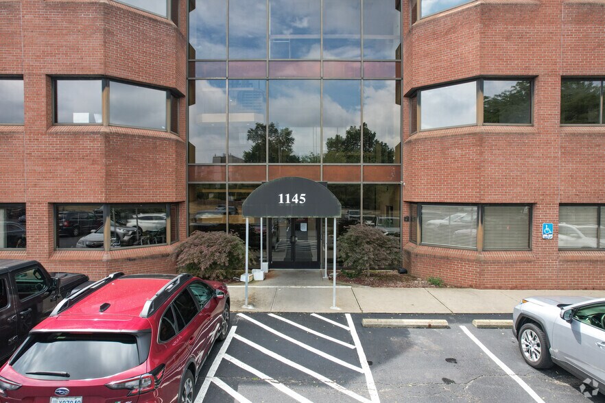 More Photos Of 1145 Bower Hill Rd, Pittsburgh Medical For Lease
