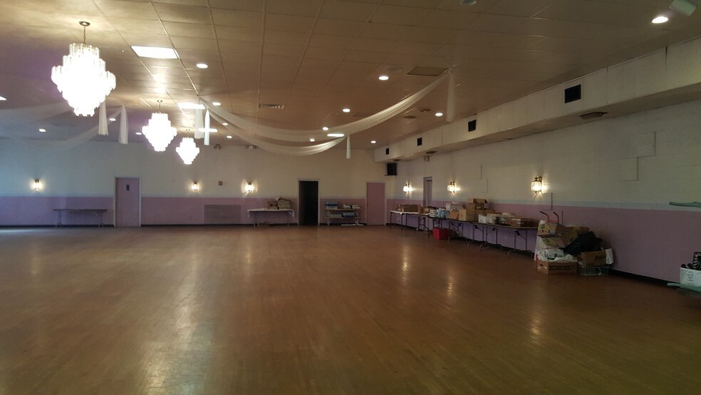More Photos Of 7897 Taft St, Merrillville Lodge Meeting Hall For Lease