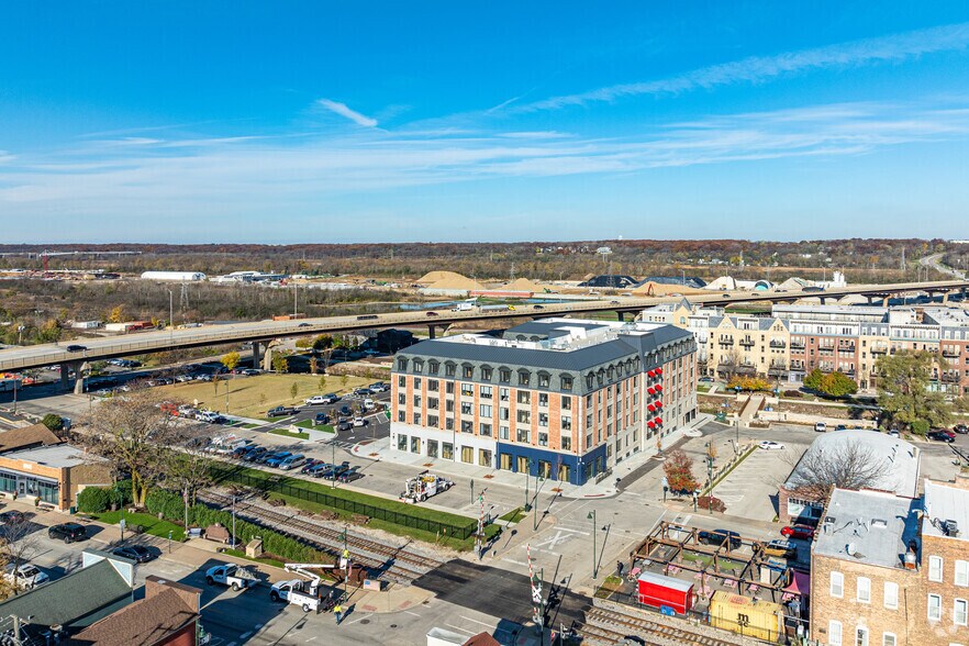 More Photos Of 225 Canal St, Lemont Apartments For Lease