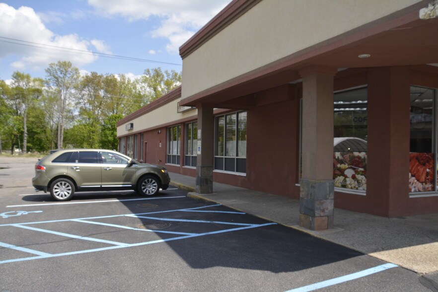 More Photos Of 574 Newark Pompton Tpke, Pompton Plains Restaurant For Sale