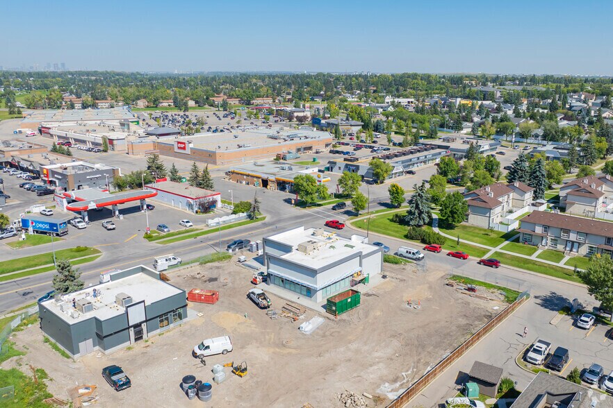 More Photos Of 1133 137th Ave SE, Calgary Fast Food For Sale