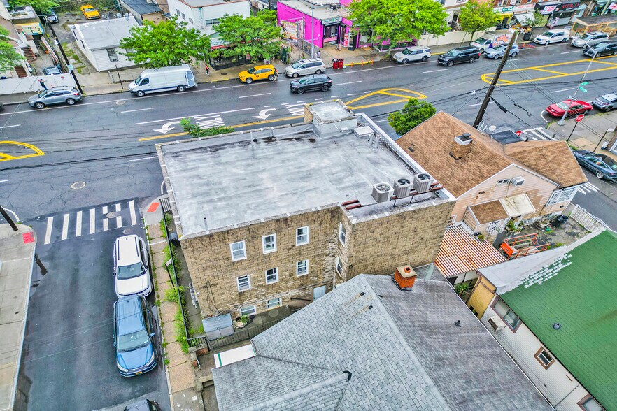 More Photos Of 3099 Coney Island Ave, Brooklyn Medical For Sale