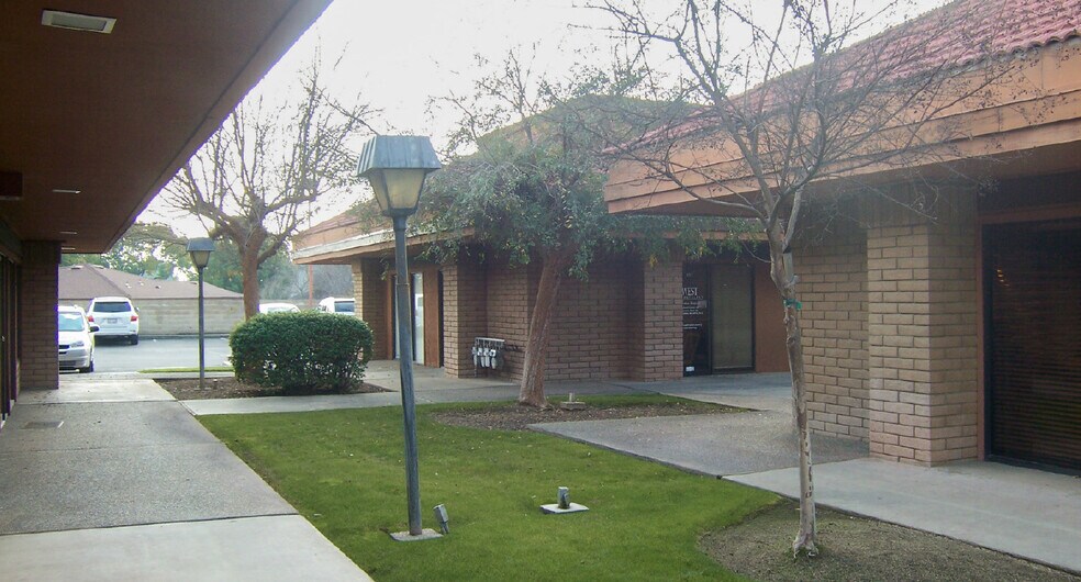 More Photos Of 6700 N 1st St, Fresno Office For Lease