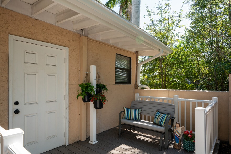 More Photos Of 5635 7th Ave N, Saint Petersburg Land For Sale