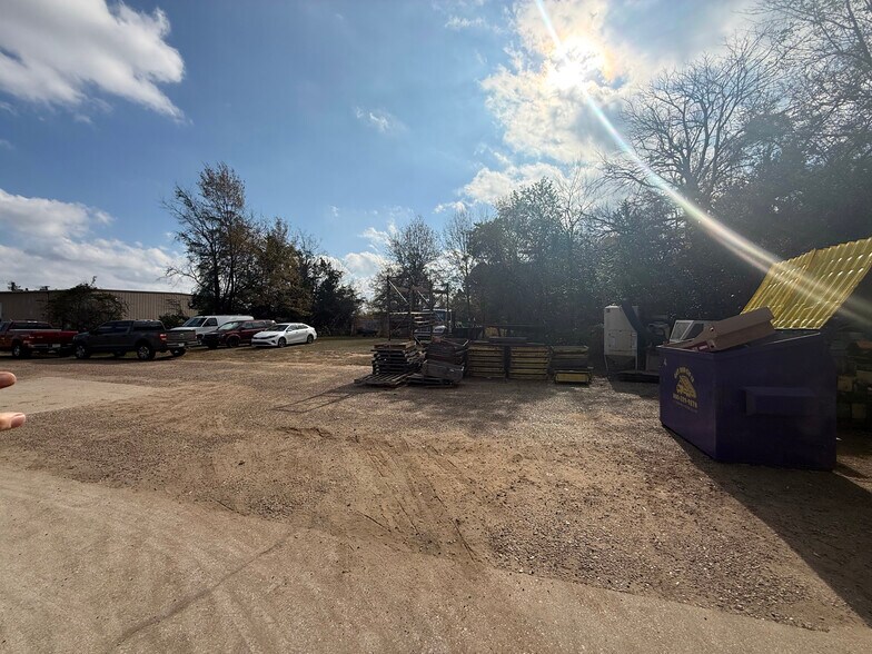 More Photos Of , Shreveport Flex For Sale