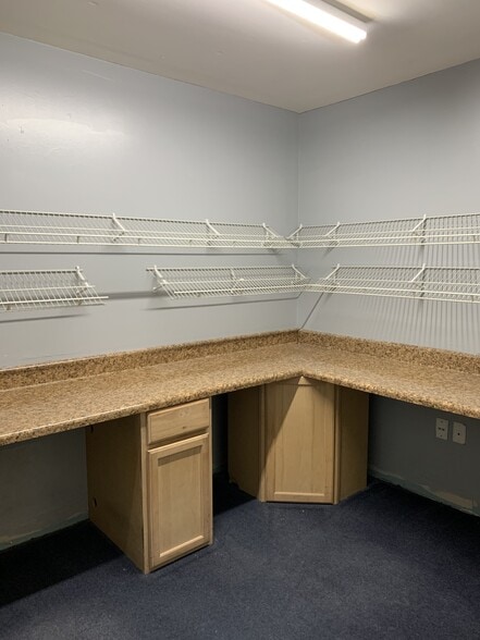 More Photos Of 105 Southeast Pky, Franklin Office For Sale