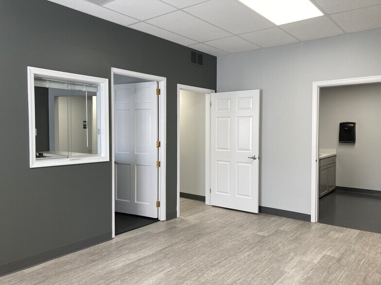 More Photos Of 603 N Broad St, Woodbury Unknown For Lease