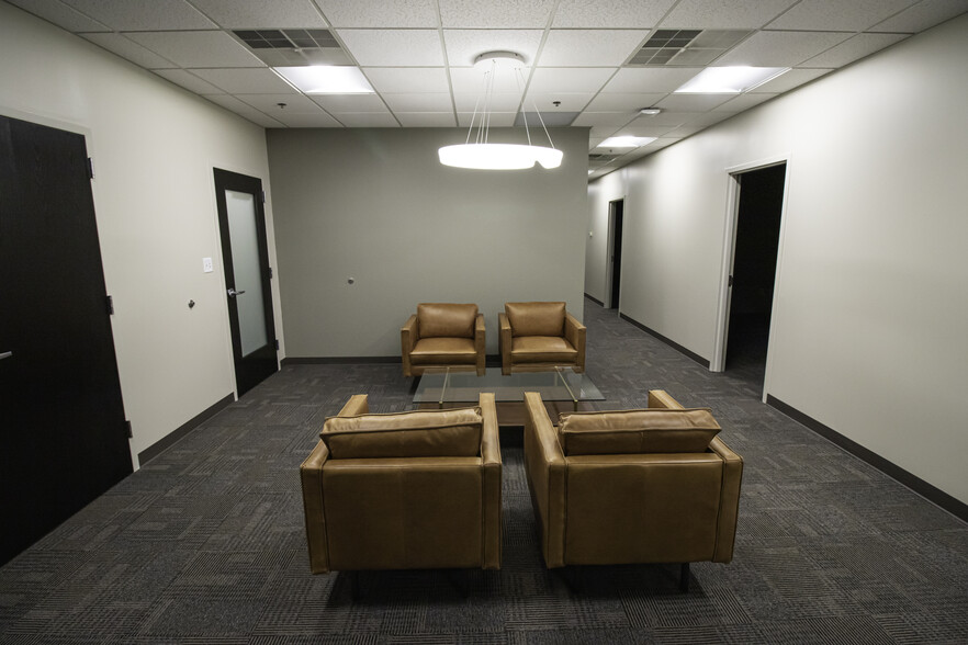 More Photos Of 101 N 4th St, Lafayette Office For Lease