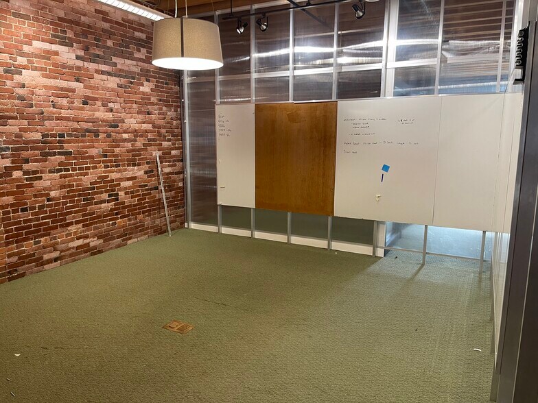 More Photos Of 143-145 South St, Boston Medical For Lease