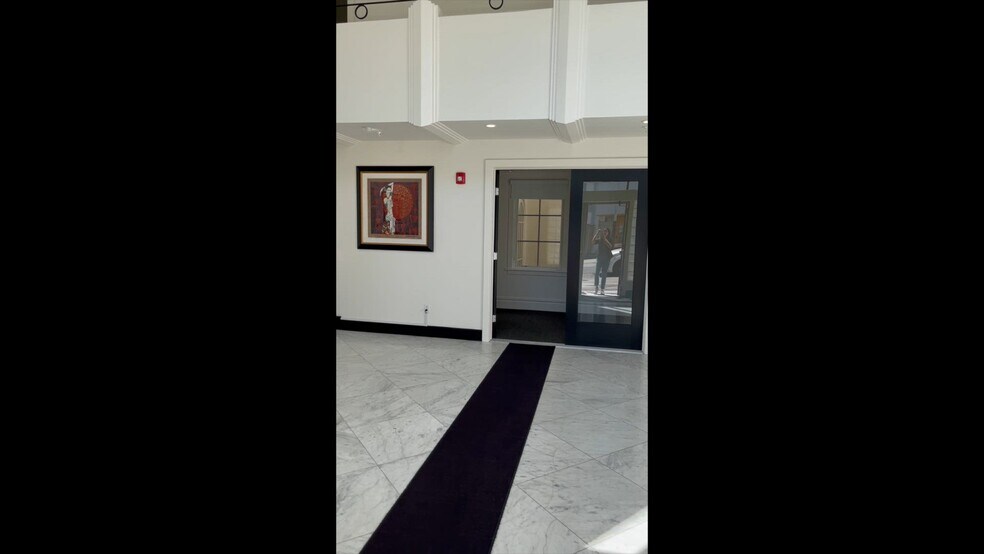 More Photos Of 320-330 Judah St, San Francisco Loft Creative Space For Lease