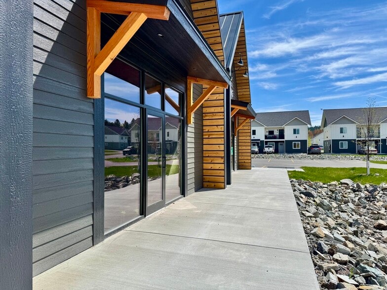 More Photos Of 101 Jewel Basin Ct, Bigfork Storefront Retail Office For Sale