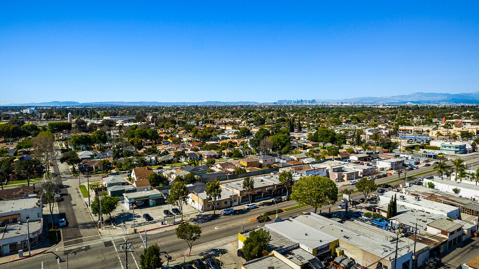 More Photos Of 11053-11067 Atlantic Ave, Lynwood Storefront For Sale