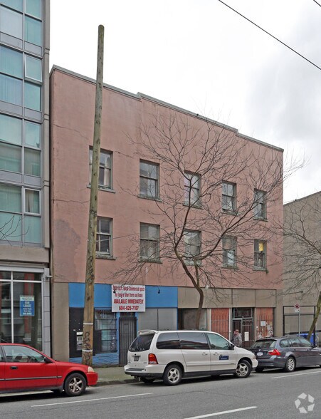 More Photos Of 134-136 Powell St, Vancouver Storefront Retail Office For Lease