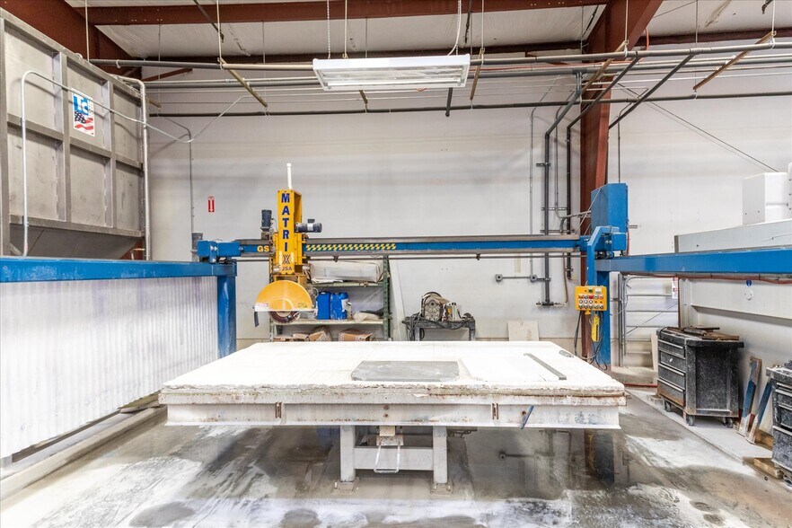 More Photos Of 325 Santa Bella, Paso Robles Warehouse For Lease