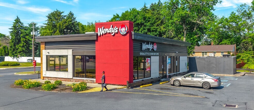 More Photos Of 100 N Progress Ave, Harrisburg Fast Food For Sale