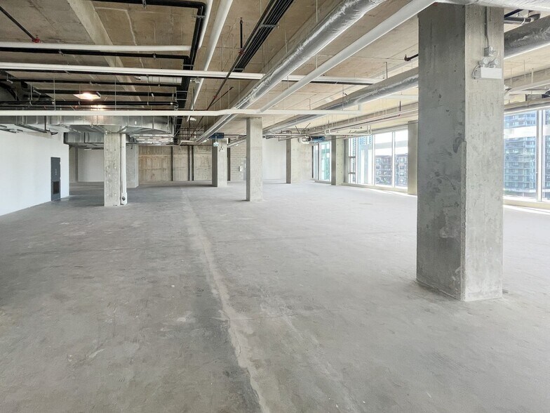 More Photos Of 4402 Skyline Dr, Burnaby Office For Lease