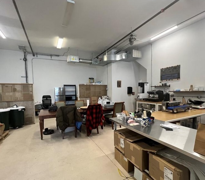 More Photos Of 65 Denzil Doyle Crt, Ottawa Light Distribution For Sale