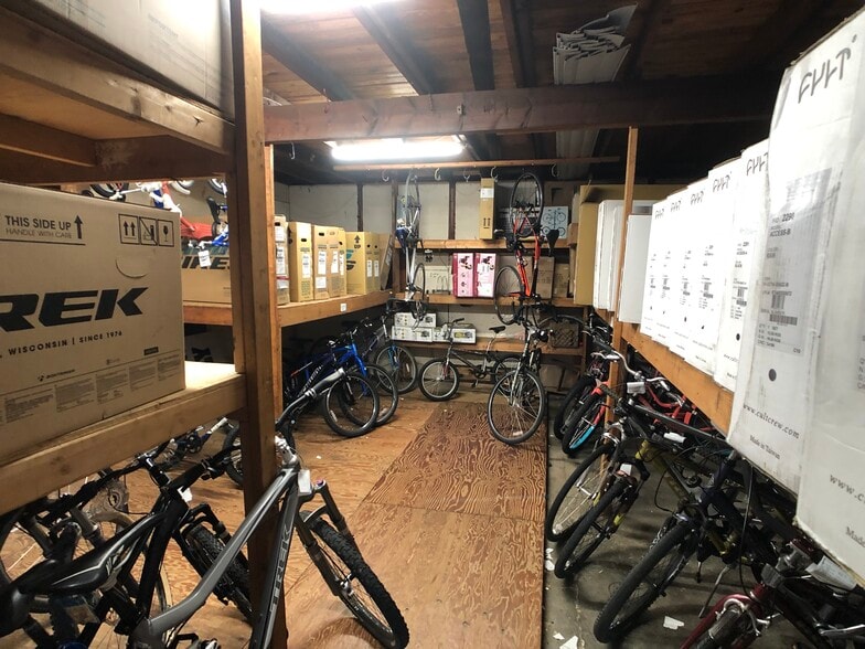 More Photos Of 270 Larkfield Rd, East Northport Storefront Retail Office For Sale