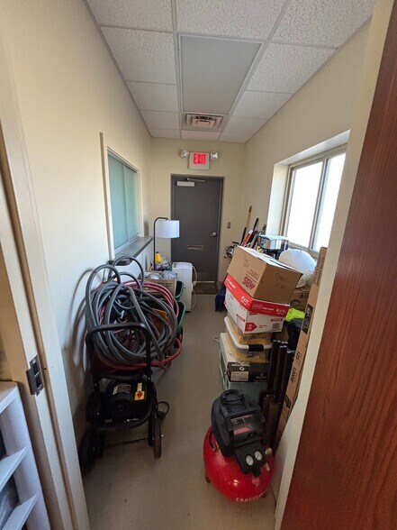 More Photos Of 706 W Xenia Dr, Fairborn Industrial For Sale