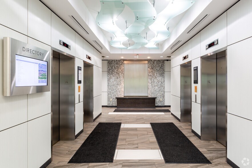 More Photos Of 300 Dave Cowens Dr, Newport Office For Lease