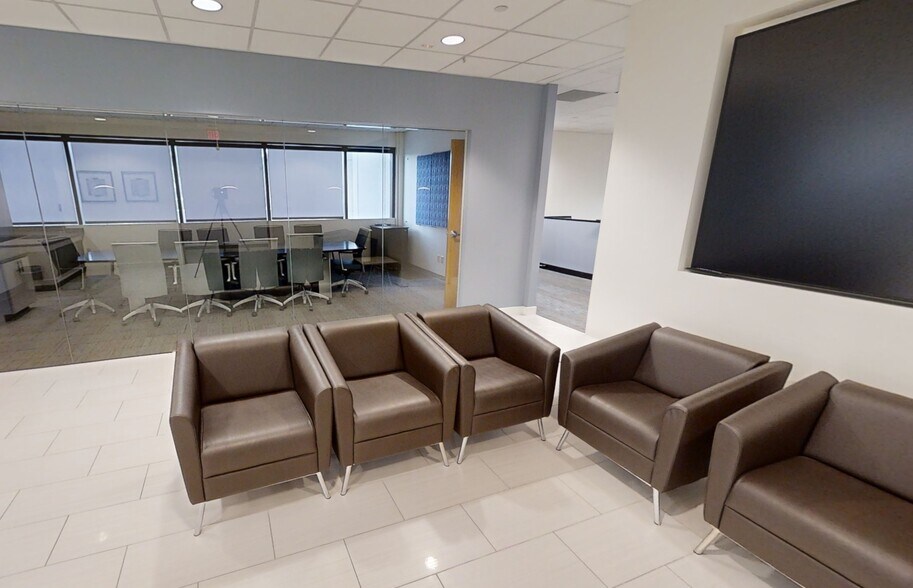 More Photos Of 999-1001 W Yamato Rd, Boca Raton Unknown For Lease