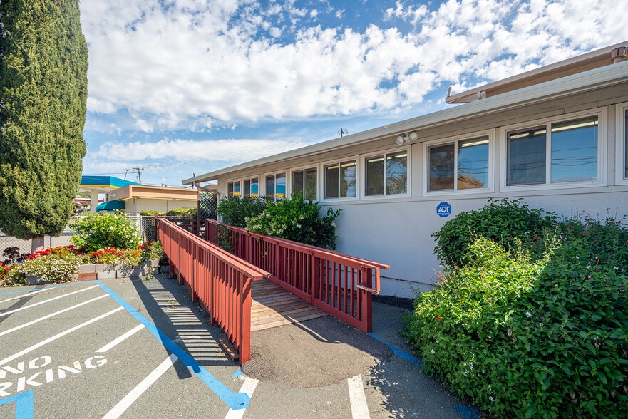 More Photos Of 2820 Broadmoor Ave, Concord Freestanding For Lease