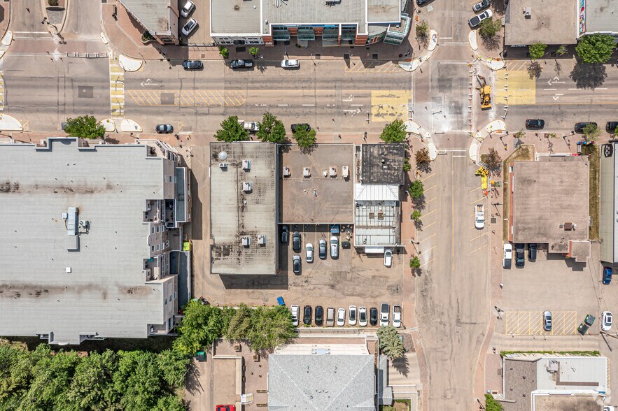More Photos Of 7 Perron St, St. Albert Storefront Retail Office For Sale