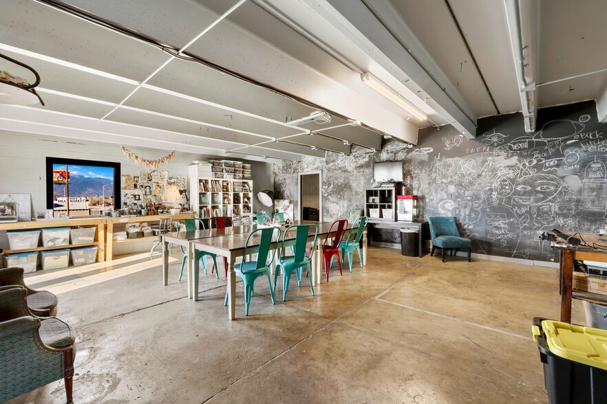 More Photos Of 3001 E Platte Ave, Colorado Springs Service For Sale