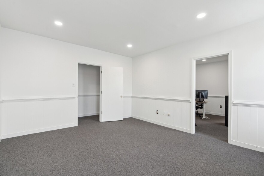 More Photos Of 2939 W Marshall St, Richmond Office For Lease
