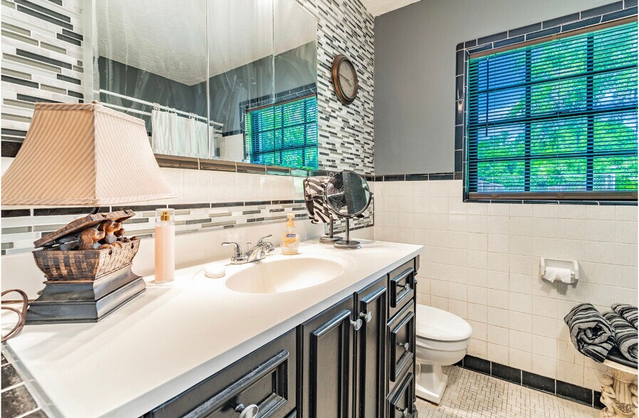 More Photos Of 22129 Carson Dr, Land O' Lakes Specialty For Sale