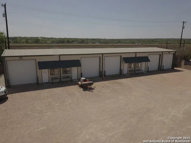 More Photos Of 8603 U.S. 281 N, Spring Branch Research And Development For Sale