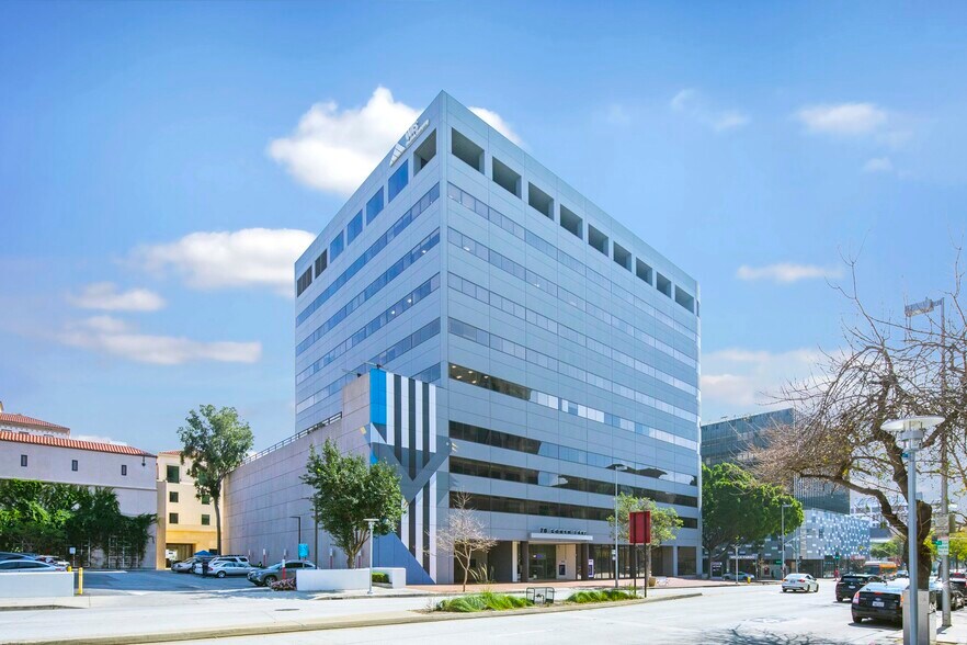 More Photos Of 70 S Lake Ave, Pasadena Office For Lease