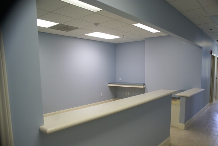 More Photos Of 203 N College Ave, Cleveland Medical For Sale