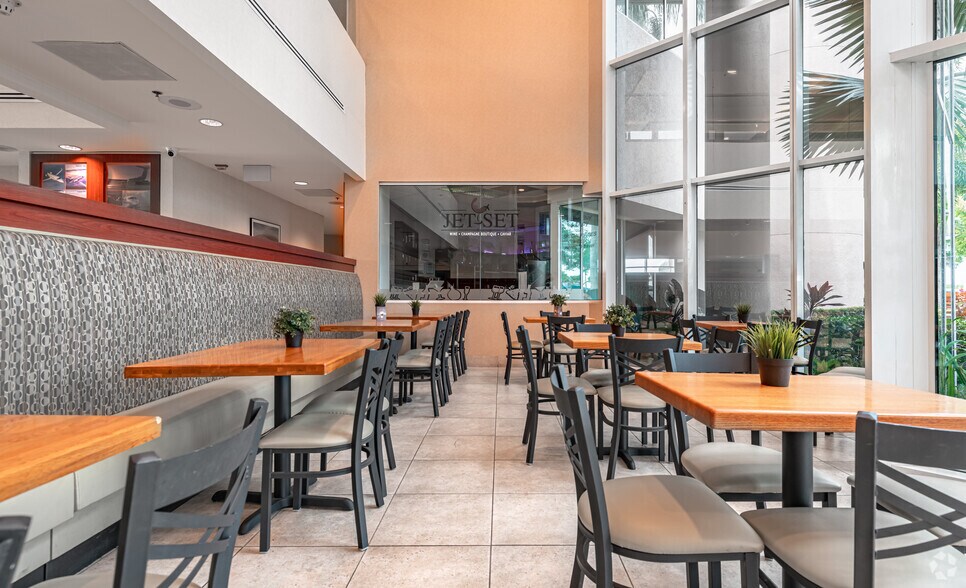 More Photos Of 1100 Lee Wagener Blvd, Fort Lauderdale Unknown For Lease