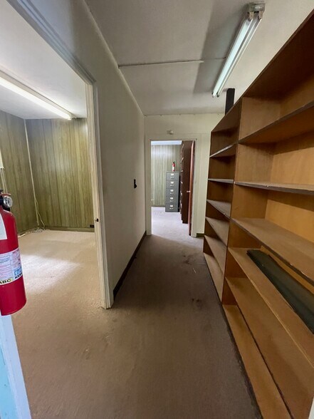 More Photos Of 558-562 California Ave, Wahiawa Storefront Retail Office For Lease