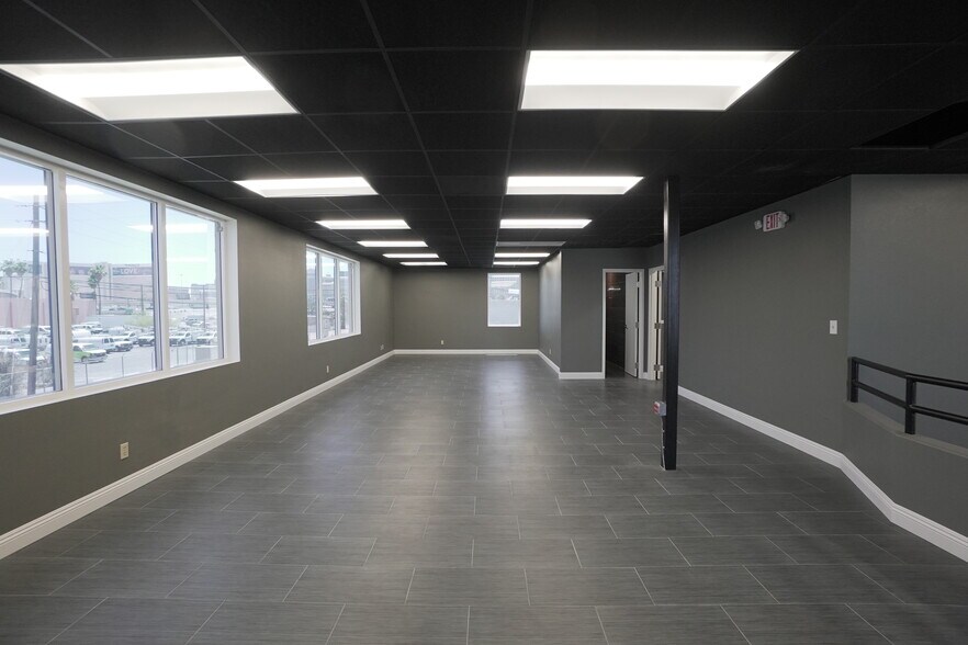 More Photos Of 3375 Aldebaran Ave, Las Vegas Warehouse For Sale
