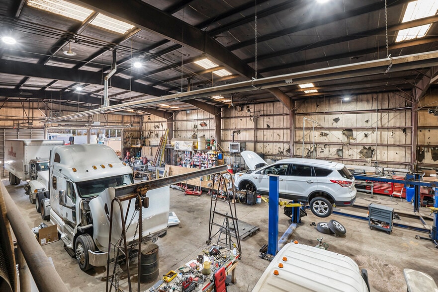 More Photos Of 29250 S Wixom Rd, Wixom Warehouse For Sale
