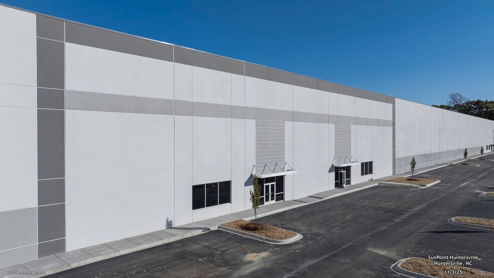 More Photos Of 11006 Mount Holly Huntersville Rd, Huntersville Distribution For Lease