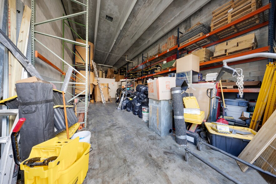 More Photos Of 13405 SW 128th St, Miami Light Manufacturing For Sale