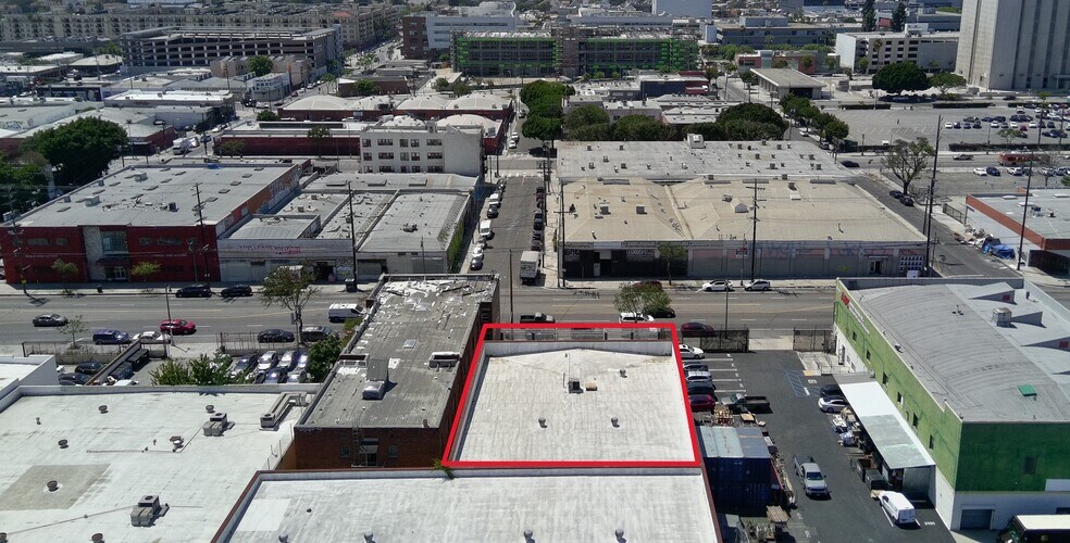 More Photos Of 2120 S Main St, Los Angeles Warehouse For Sale
